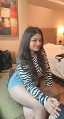 Hii call me sir ☎️ 9942382472❤️ Low price college girl Full safe and secure ❤️ No time